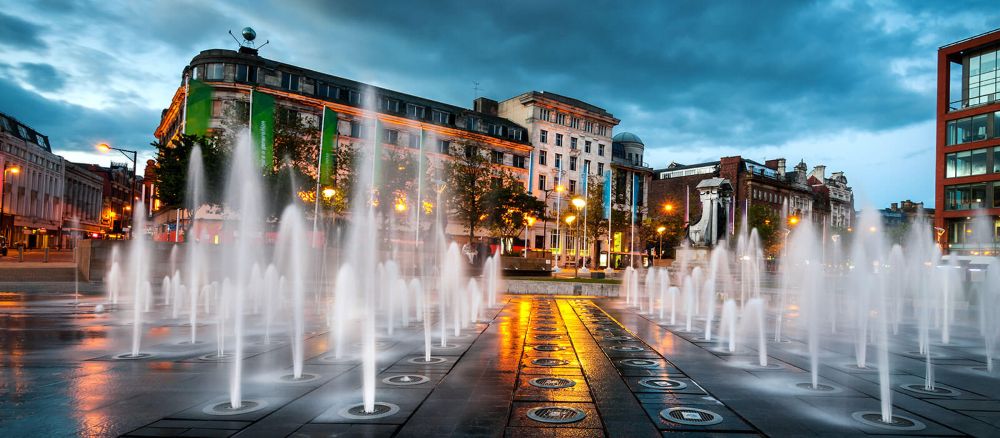 Piccadilly Gardens fountains